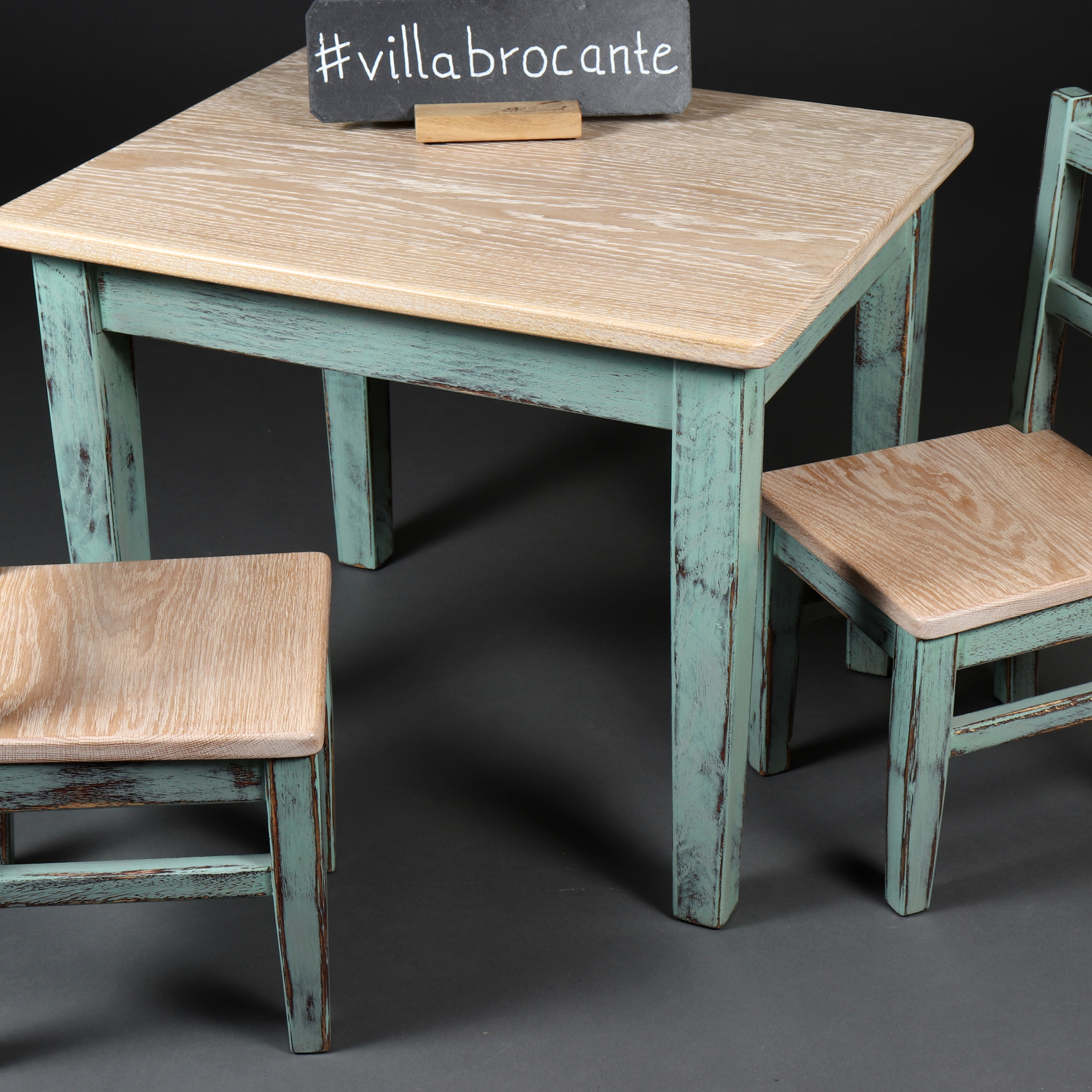 Kindertisch als Set mit Stuhl aus Eiche Massivholz Handwerk Vintage-Weiß