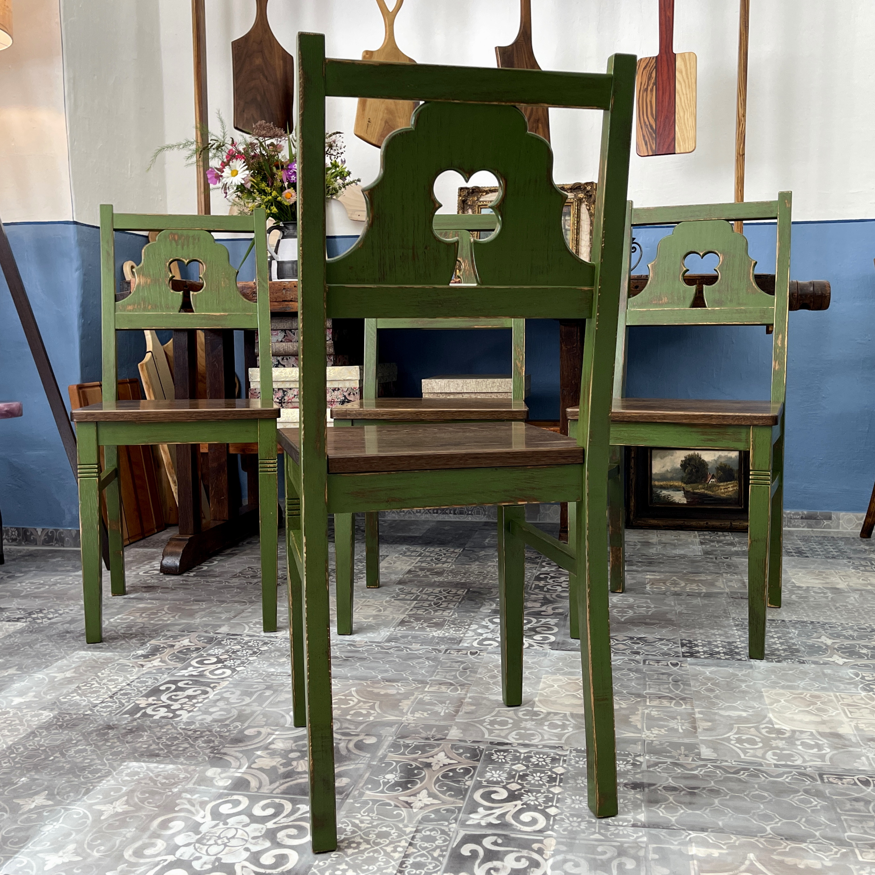 Stuhl Holz Küche Esszimmer antik rustikal Eiche grün Vintage
