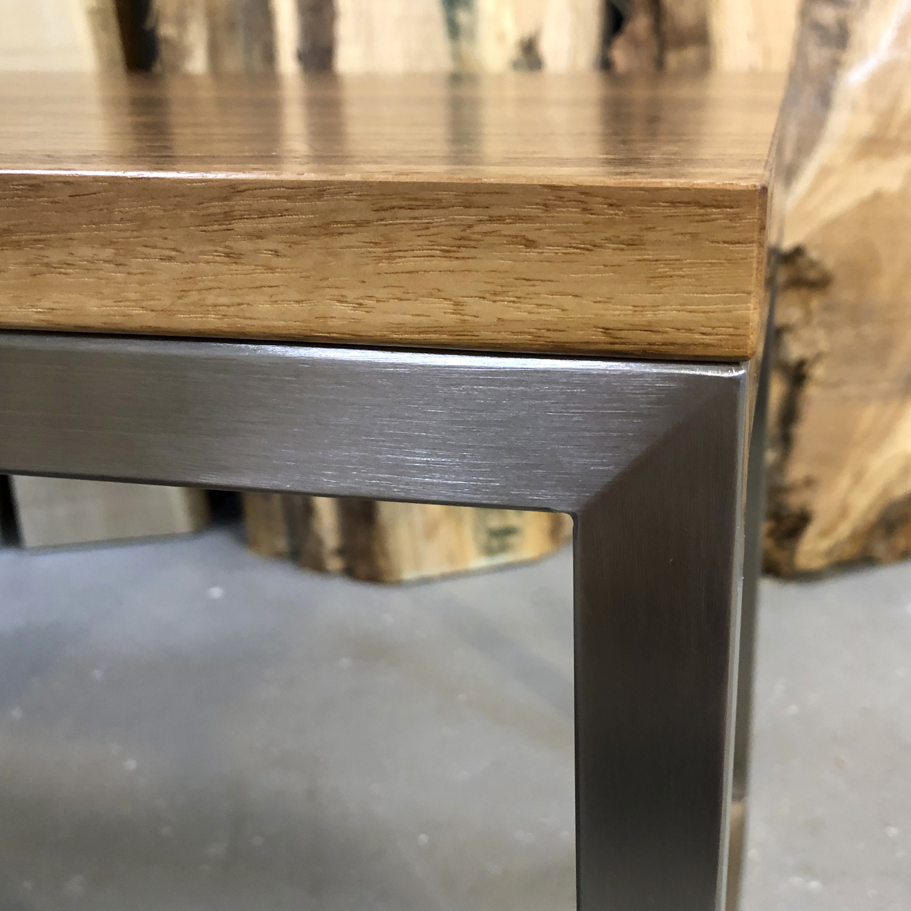 Couchtisch Edelstahl gebürstet silber Leipzig Design