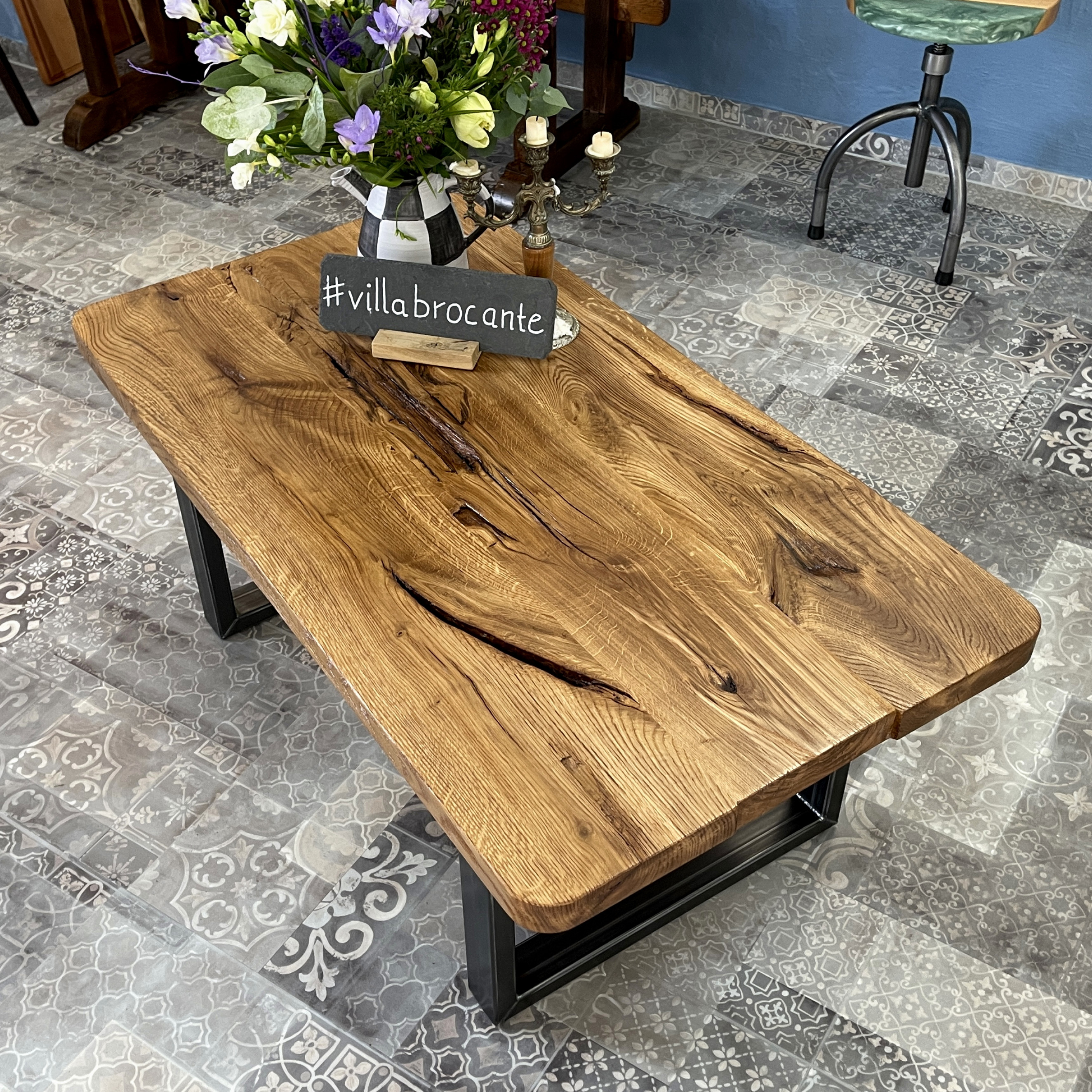 Couchtisch Massivholz Alteiche wild Leipzig Maßanfertigung modern rustikal