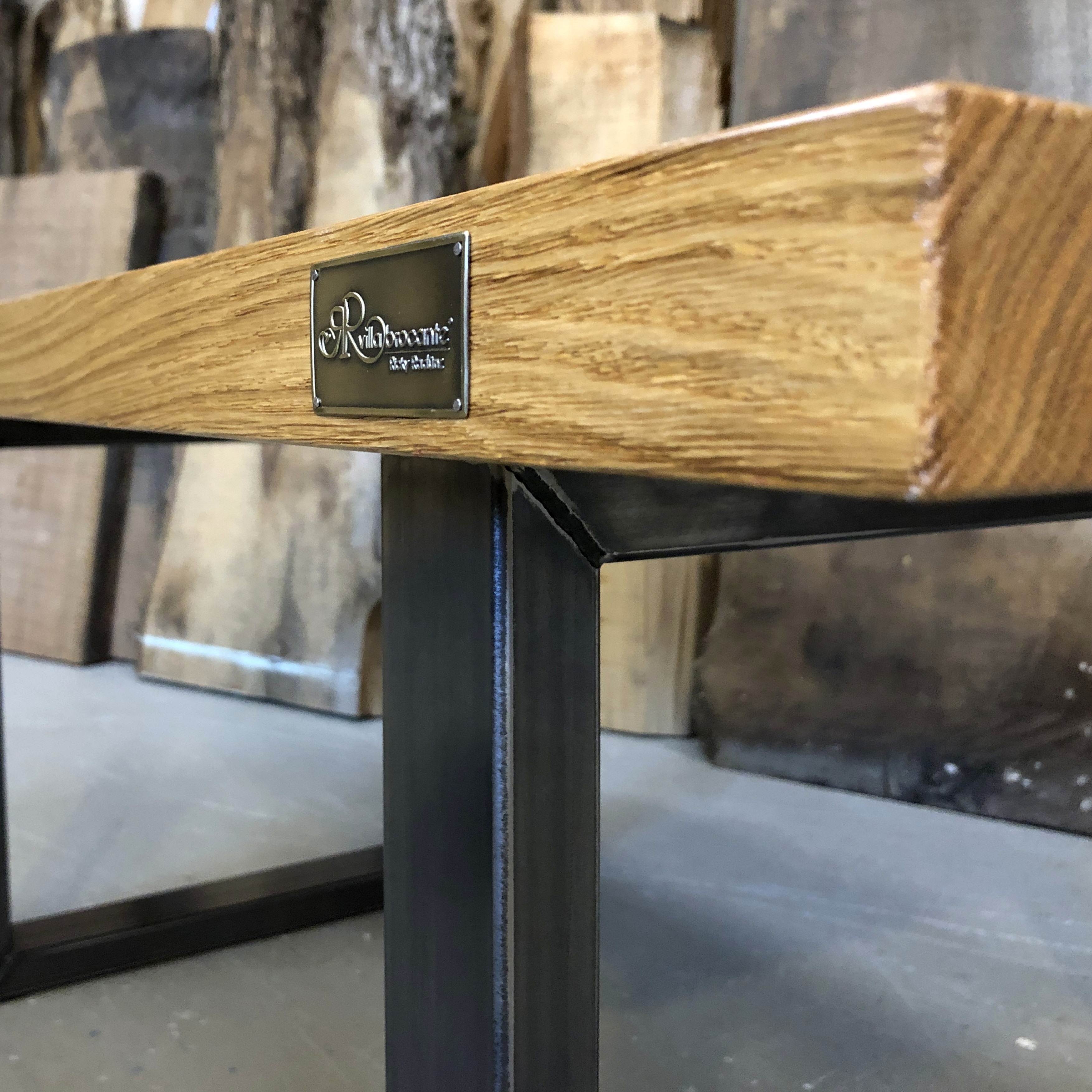 Couchtisch gebürstete WIldeiche Massivholz Industrie Stil