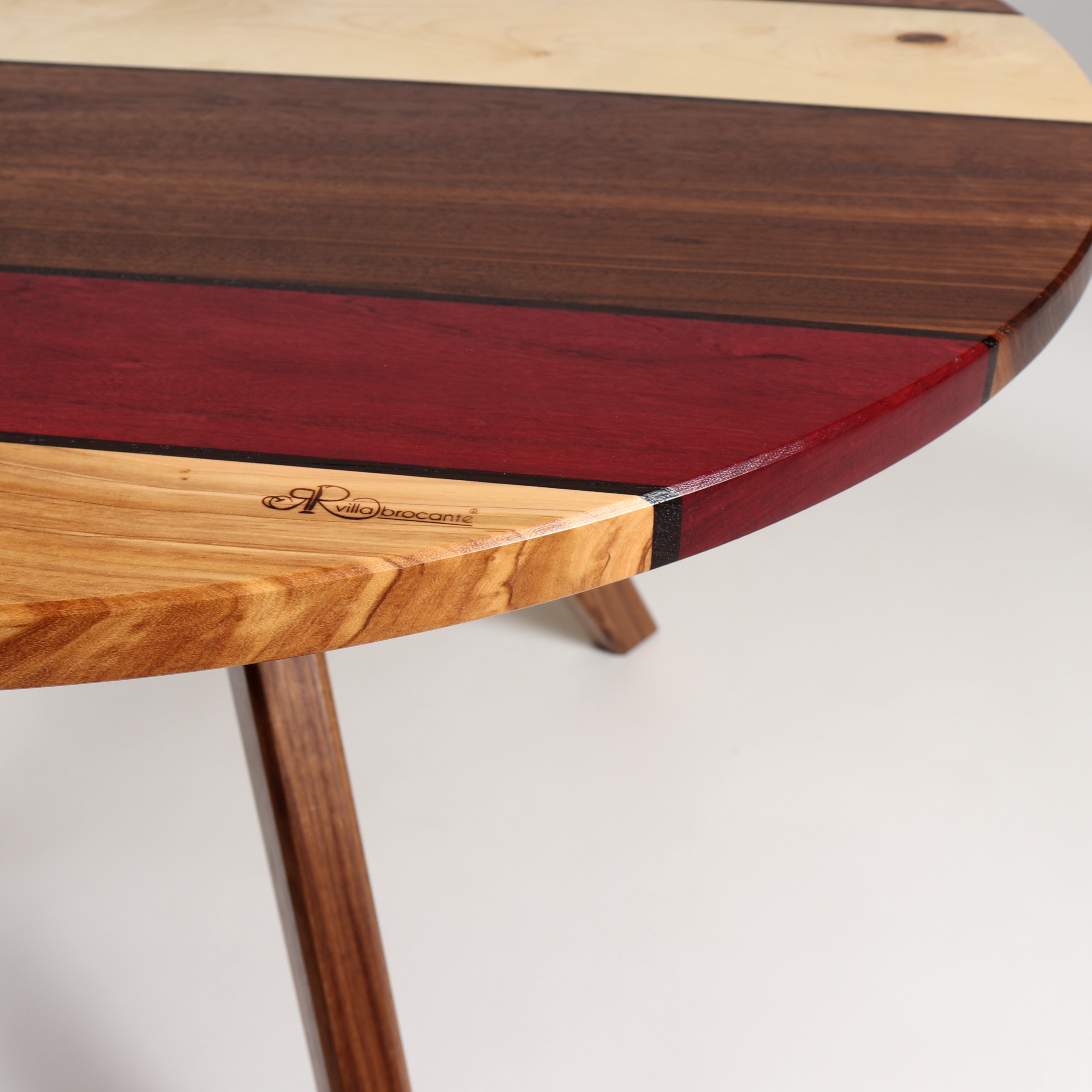 Couchtisch rund Marke Unikat Holz bunt Olive Amaranth