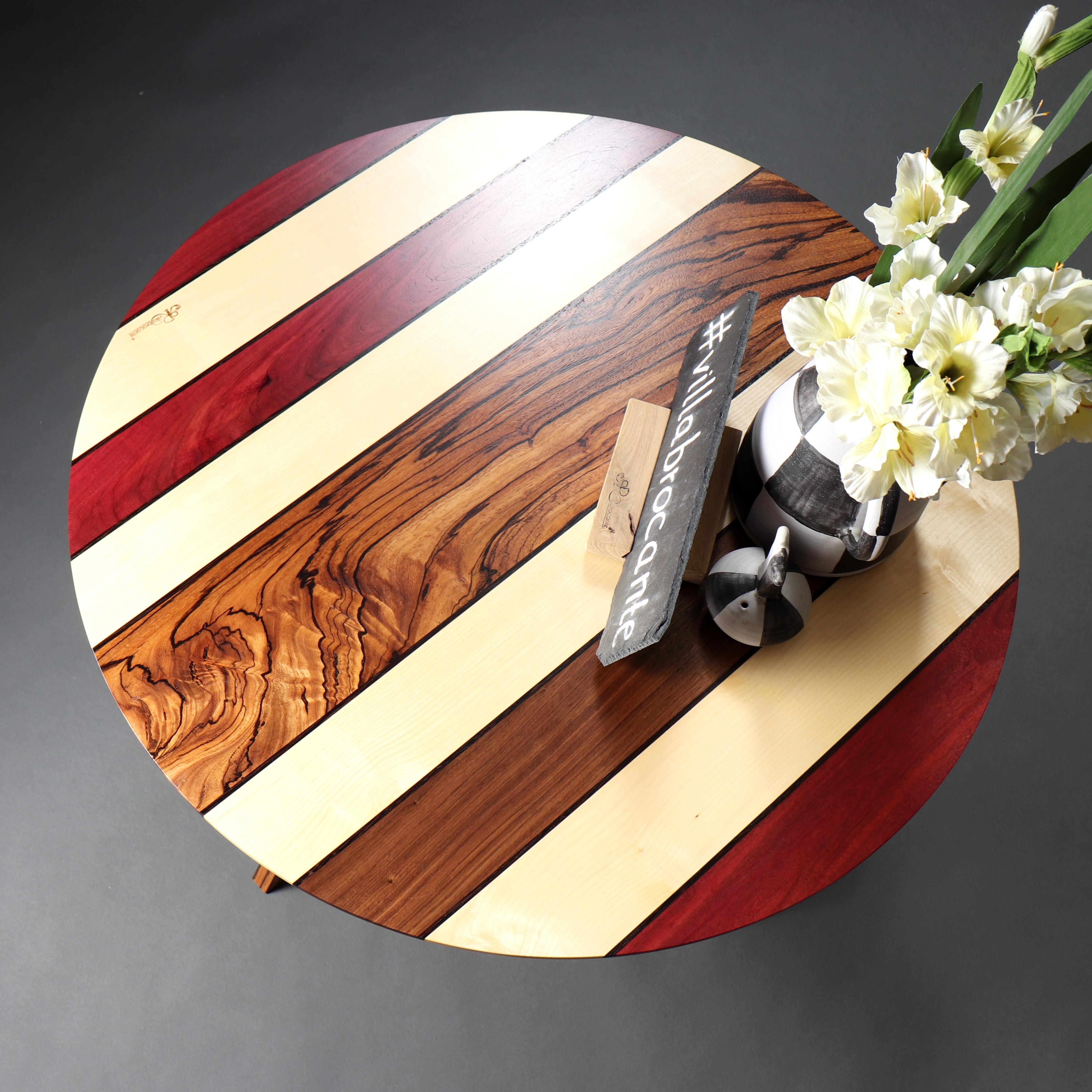 Couchtisch Streifen rund Massivholz Ahorn bunt Design